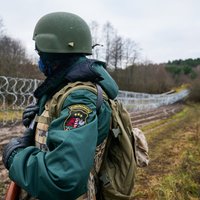 "Мы находимся в надежных руках". Кариньш посетил границу Латвии и Беларуси