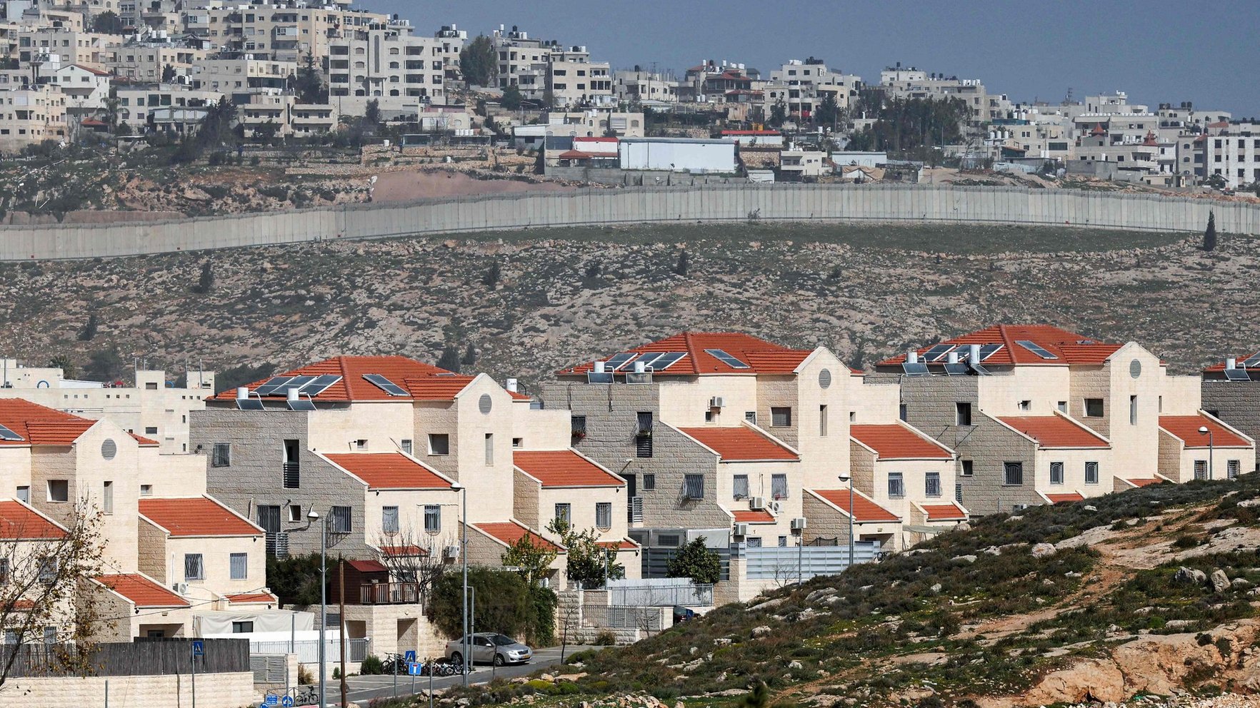 Israeli settlers accused of torching mosques on West Bank