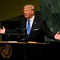Трамп с трибуны ООН пригрозил "полным уничтожением" Северной Кореи