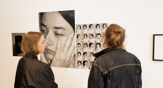 Foto: ISSP galerijā atklāta lietuviešu mākslinieces Ievas Baltadonītes izstāde