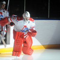 КХЛ: прервалась 13-матчевая победная серия "Локомотива"