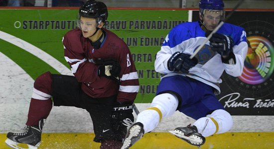 Latvijas U-20 hokeja izlase pārbaudes spēlē revanšējas Kazahstānai