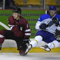 Latvijas U-20 hokeja izlase pārbaudes spēlē revanšējas Kazahstānai