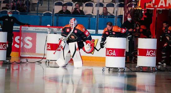 Kalniņš ar uzvaru sāk IIHF Čempionu līgas turnīru