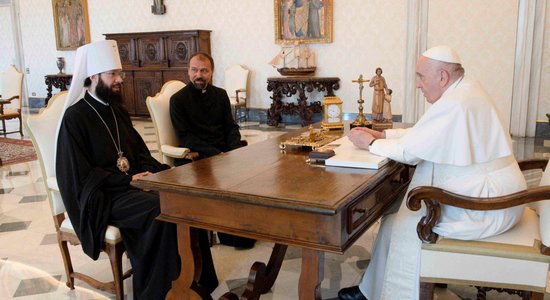Папа Римский принял "заместителя" патриарха Кирилла. Встреча с главой РПЦ может пройти уже в сентябре