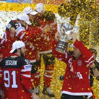 Kanādas hokejisti ar graujošu uzvaru gāž Znaroku un Krieviju no troņa
