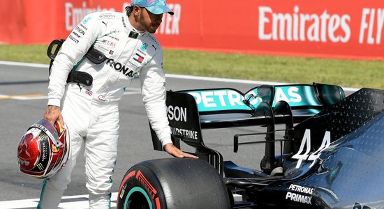 Hamiltons 'Mercedes' automašīnas sauc par fantastiskām