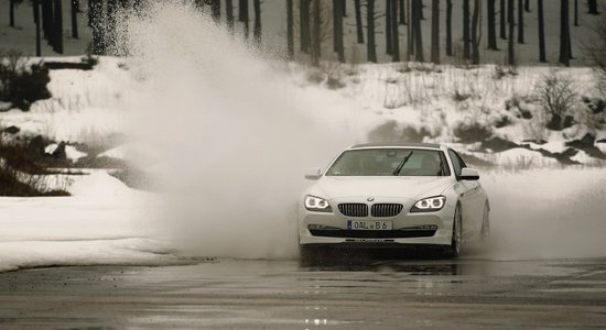 Rīgā viesojas ekskluzīvākie 'BMW' – 'Alpina' modeļi