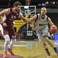 'VEF Rīga' basketbolisti pret 'Krasnije kriļja' pārtrauc piecu zaudējumu sēriju