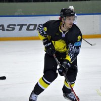 Латвийский защитник неутомим: 6 очков в пяти матчах ВХЛ