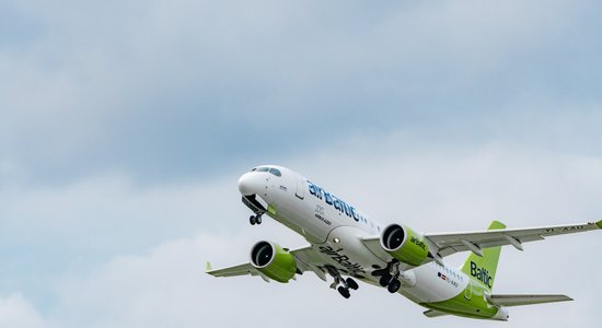 Izteikums par "airBaltic" tuvošanos finansiālam sabrukumam ir pārspīlēts, saka Latvijas eksperti 