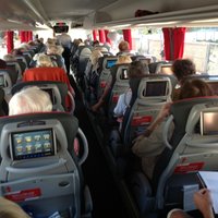 Pirmais 'Lux Express' protesta bezmaksas brauciens uz Liepāju - pārpildīts