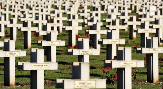 Pieminot 1. pasaules kara beigas. Memoriāli kritušajiem varoņiem pasaulē