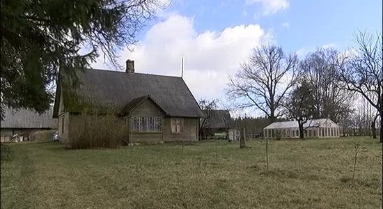 100 recepšu Latvijas simtgadei. Zemnieku saimniecība 'ARUMI'