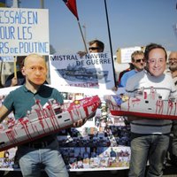 Франция объяснила, при каких условиях Россия получит "Мистрали"