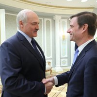 ASV un Baltkrievija pēc desmit gadu spriedzes apmainīsies ar vēstniekiem