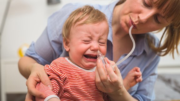 mazulis bērns aspirators rinomers iesnas šņaukt degunu saaukstēšanās puņķi