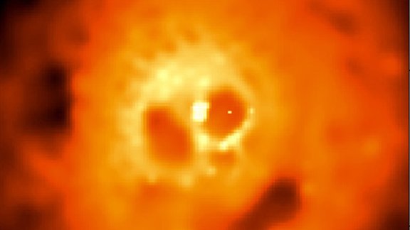 Smoothed X-ray image of the Perseus cluster