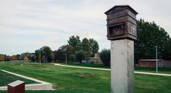 Kāpēc latviešu karagūstekņiem veltītais piemineklis Beļģijā pēkšņi nokļuvis nežēlastībā