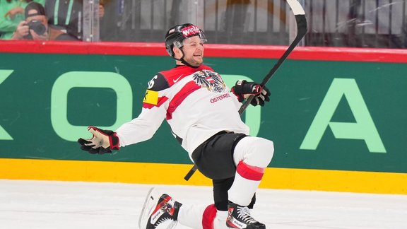 "Mūsu pasaules čempionu tituls!" Austrija svin vēsturisko uzvaru pār Latviju