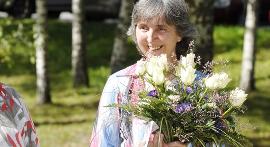 'Lāču mamma' Velga iesaka mīļākās grāmatas