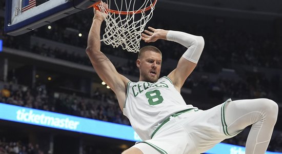 Porziņģim otrais "double-double" pēc kārtas, "Celtics" nenoved maču līdz uzvarai