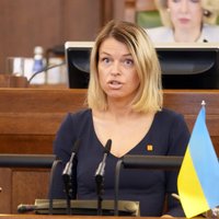 Депутат Сейма Гревцова приговорена к 160 часам общественных работ за ложь в анкете ЦИК
