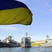 Krievijas militāristi Krimā pārņem Ukrainas armijas bāzes