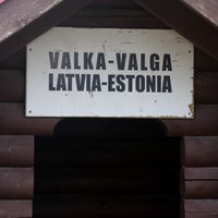 Ограничения вынудили латвийцев ехать на шопинг в Эстонию