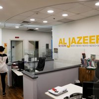 Izraēlas valdība rīkojas, lai aizliegtu 'Al Jazeera'