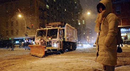 От снежной бури в США погибли 25 человек