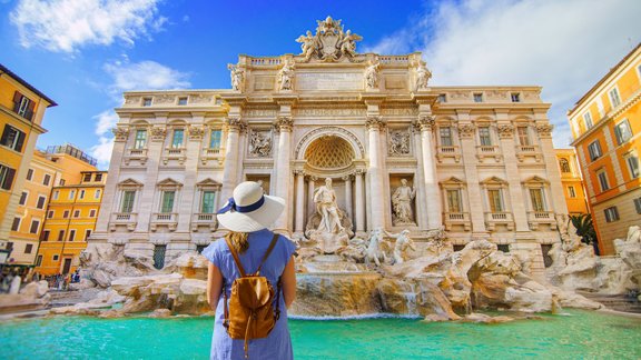 Trevi strūklaka, Roma