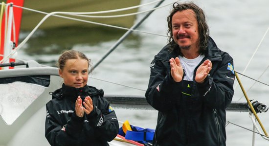 Tēvs Tūnbergas aktivitātes atbalstījis tikai pēc tam, kad viņa pārvarējusi depresiju