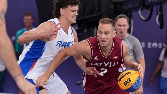 3x3 basketbols, Parīzes olimpiskās spēles: Latvija - Francija