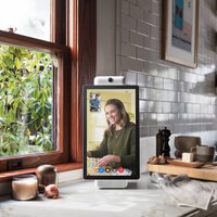 Facebook представила домашние портативные дисплеи для видеозвонков