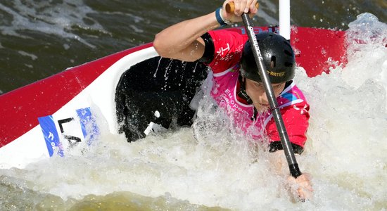 Foto: paukotāji un kanoe slaloma sportists Varslavāns Eiropas spēļu sacensībās