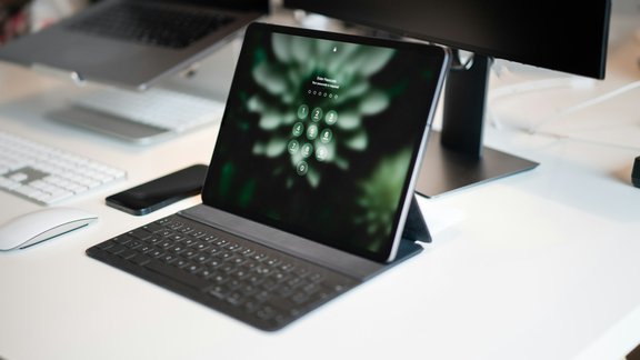 Pēc milzīgās datu noplūdes interneta lietotājus aicina mainīt paroles un pastiprināt profilu drošību