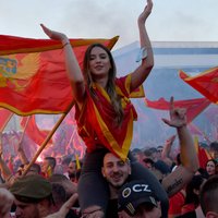 Melnkalnē protestē pret opozīcijas partijām, kuras izmanto serbu simboliku