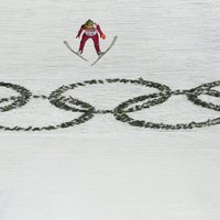 Divkārtējais olimpiskais čempions Stohs iegūst Pasaules kausu tramplīnlēkšanā