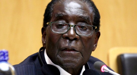 Mugabe svētdienas vakarā televīzijā teiks uzrunu Zimbabves tautai