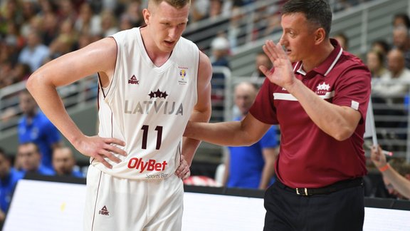 Basketbols, pārbaudes spēle: Latvija - Krievija