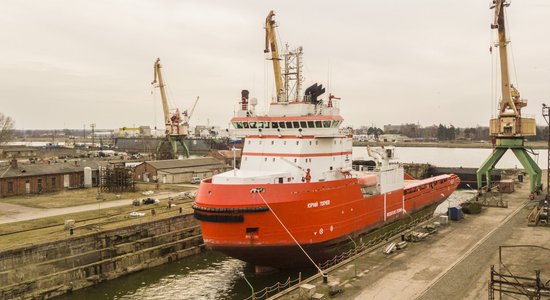 Krievijas kuģis 'Yury Topchev' atstājis Liepājas ostu