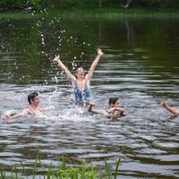 Atcelts peldēšanās aizliegums Bābelītes ezerā
