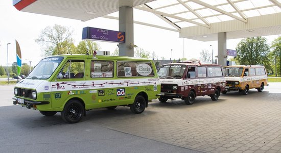 Liepājā, Jelgavā un Rīgā varēs apskatīt RAF mikroautobusus ekspedīcijai uz Vladivostoku