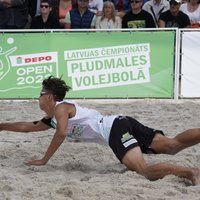 Fokerots/Auziņš un Bulgačs/Teteris turpina uzvarēt pasaules U-19 čempionātā pludmales volejbolā