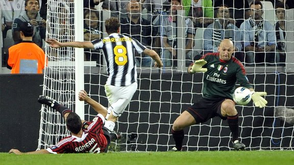 Claudio Marchisio and Abbiati (Juventus - Milan)