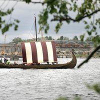 Sāremā izrakumos zem ietves atrod astotā gadsimta vikingu kuģi