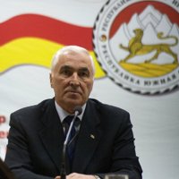 Dienvidosetijas prezidents: Gruzija gatavojas karadarbībai