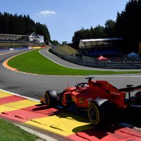 'Ferrari' piloti ātrākie Beļģijas treniņbraucienu pirmajās divās sesijās