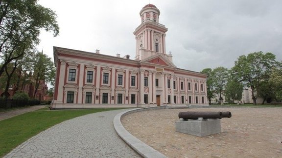 Pirmā augstskola Latvijas teritorijā. Academia Petrina jeb Pētera akadēmijai – 250